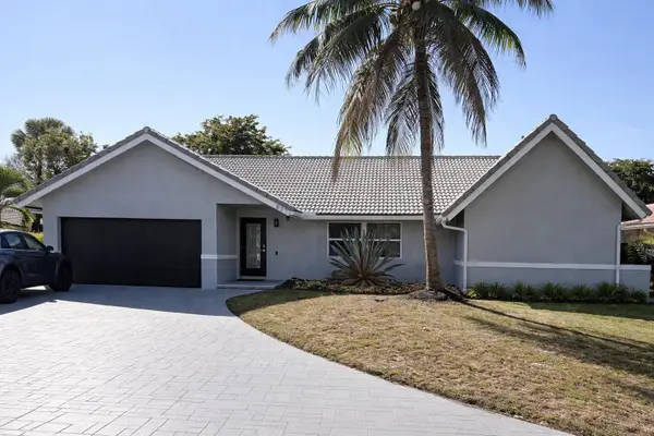 832 NW 108th Lane, Coral Springs, FL 33071