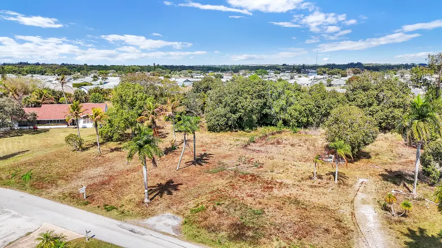 5165 Horseshoe Circle N, West Palm Beach, FL 33417 - #2