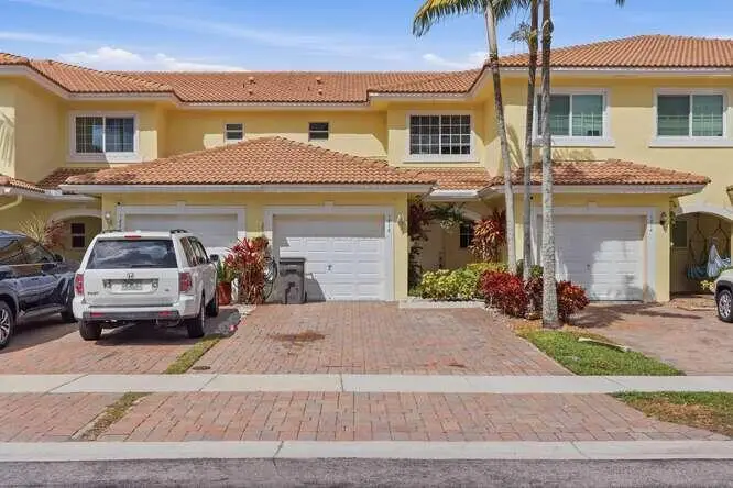 1218 Imperial Lake Road, West Palm Beach, FL 33413 - #3