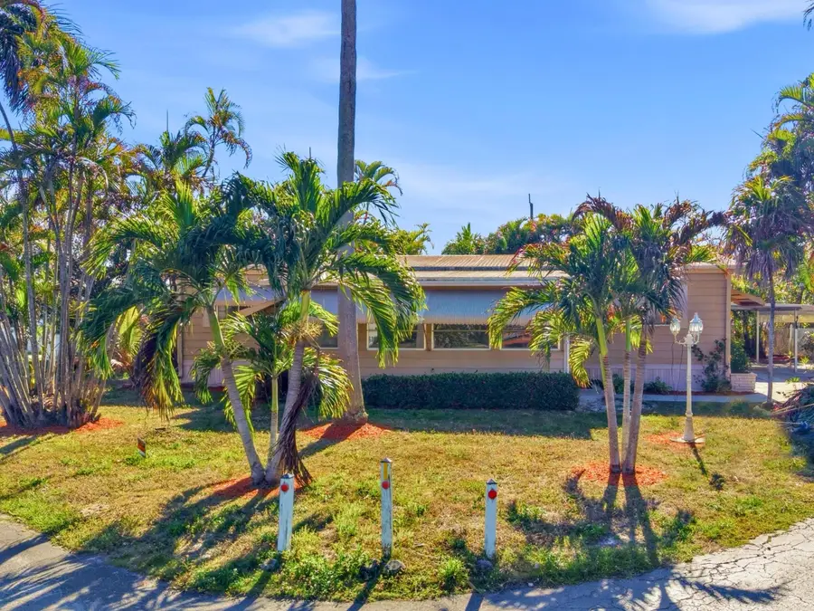 8903 Oak Street, Boynton Beach, FL 33436 - #2