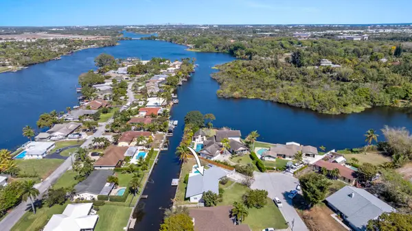 6797 Bayshore Drive, Lake Worth, FL 33462
