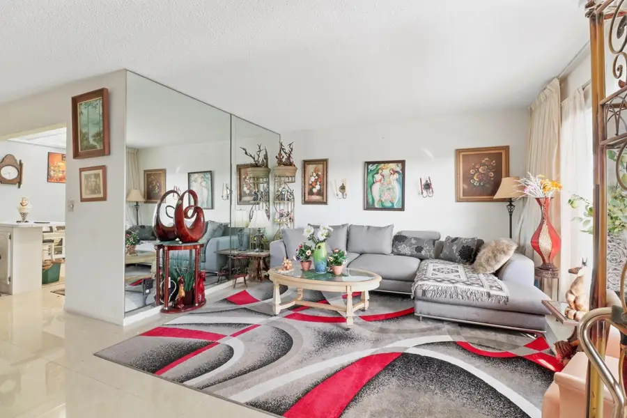 307 Wellington A, West Palm Beach, FL 33417 - #3