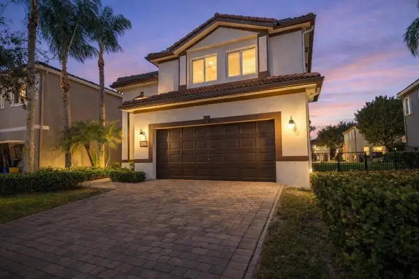 1053 Center Stone Lane, Riviera Beach, FL 33404