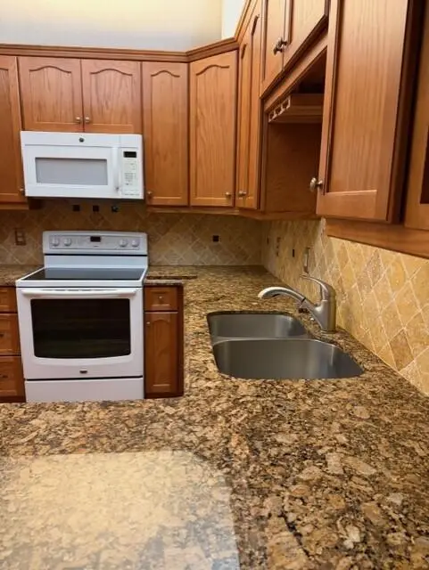 106 Freedom Court, Deerfield Beach, FL 33442 - #3