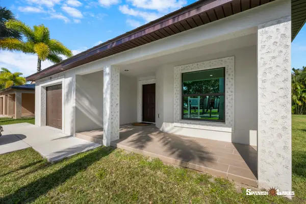 2 Palo Alto Lane, Port St Lucie, FL 34952