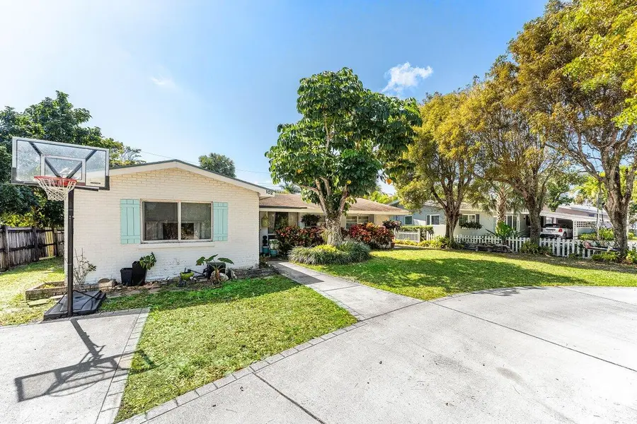 102 NE 22nd Street, Delray Beach, FL 33444 - #3