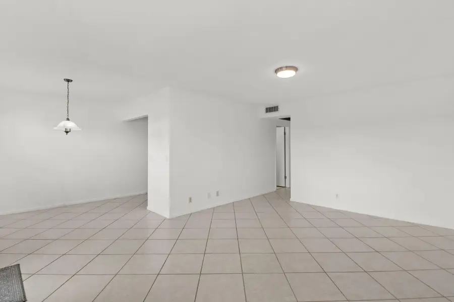 124 Preston C, Boca Raton, FL 33434 - #3