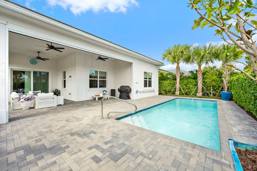 10038 Regency Way, Palm Beach Gardens, FL 33412 - #2