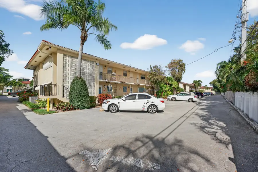 2134 NE 36th Street #82, Lighthouse Point, FL 33064 - #3