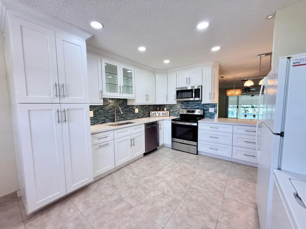 1740 NW 19th Terrace #202, Delray Beach, FL 33445 - #1