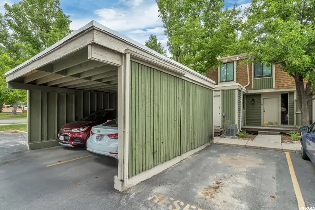 4216 S Solitude Rdg W #B, Taylorsville, UT 84129 - Image #2