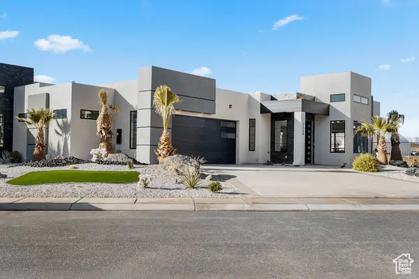 1560 W Torrey Pines Rd, Hurricane, UT 84737