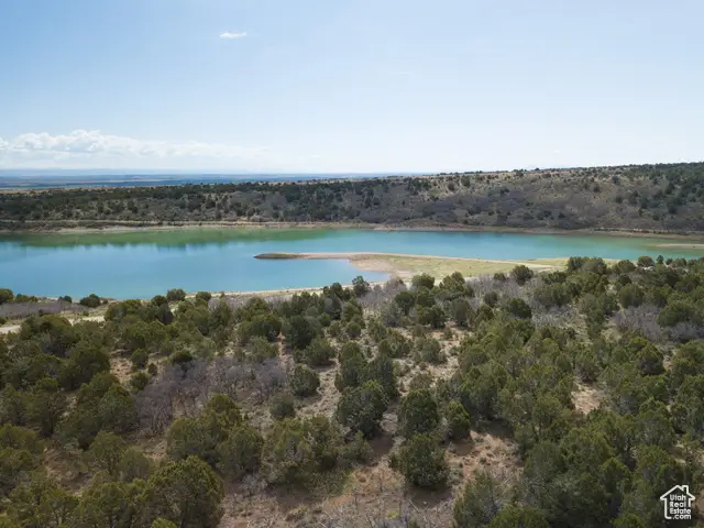 1 S Creek Rd, Monticello, UT 84535 - #2