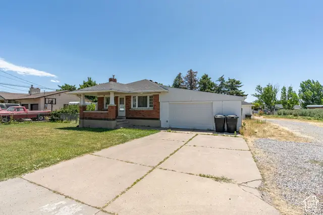 921 W 2700 S, Syracuse, UT 84075 - Image #2