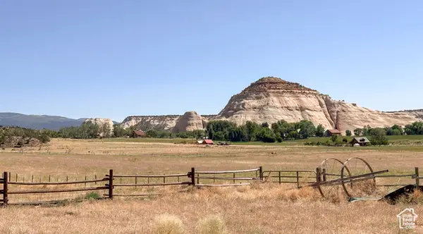 301 E 1600 S, Boulder, UT 84716