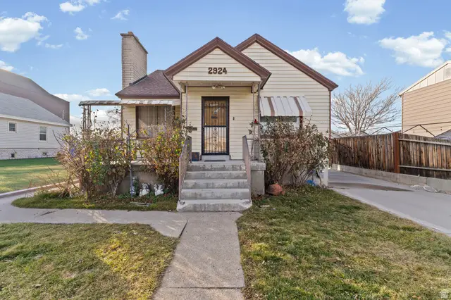 2924 S Buccaneer Dr, Magna, UT 84044 - Image #1