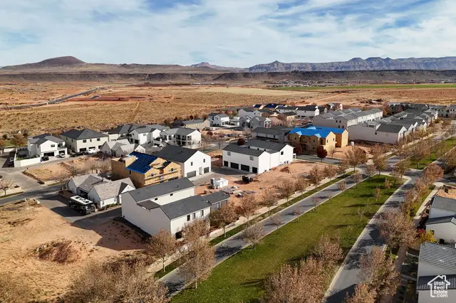 4308 W Cambridge Pkwy, Hurricane, UT 84737 - Image #2