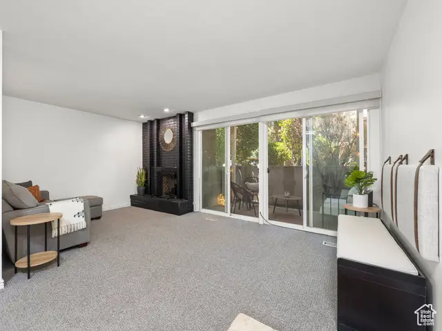 1169 E Cottonwood Hills Dr S, Sandy, UT 84094 - Image #3