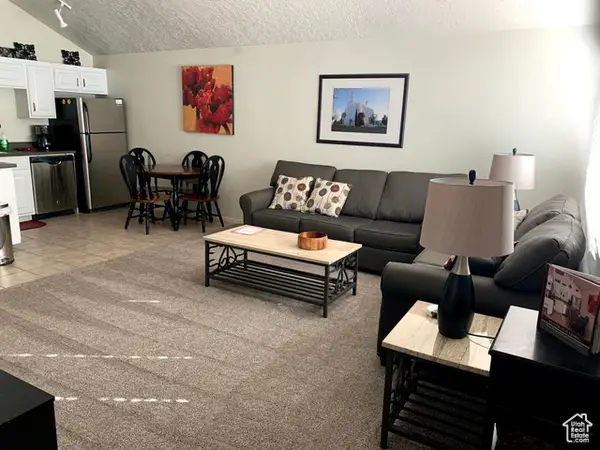 860 S Village Rd #B11, St. George, UT 84770