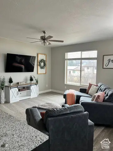 1036 S Fir St, Cedar City, UT 84720 - Image #3