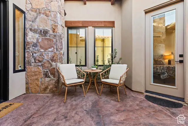 425 E Estrella Ridge Dr, Virgin, UT 84779 - Image #3