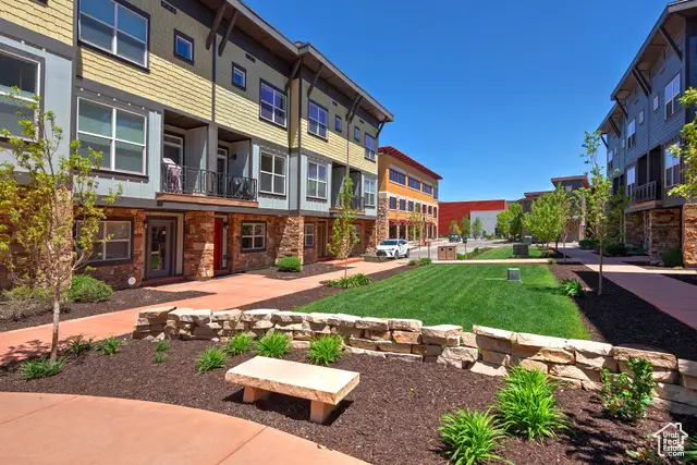 1370 Center Dr #17, Kimball Junction, UT 84098 - Image #2