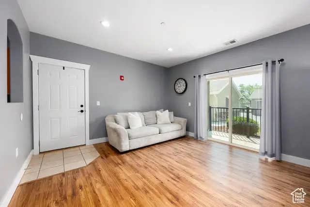 136 W Spring Hill Way, Saratoga Springs, UT 84045 - Image #2