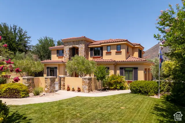 557 S Woods View Cir, Saint George, UT 84770 - #1