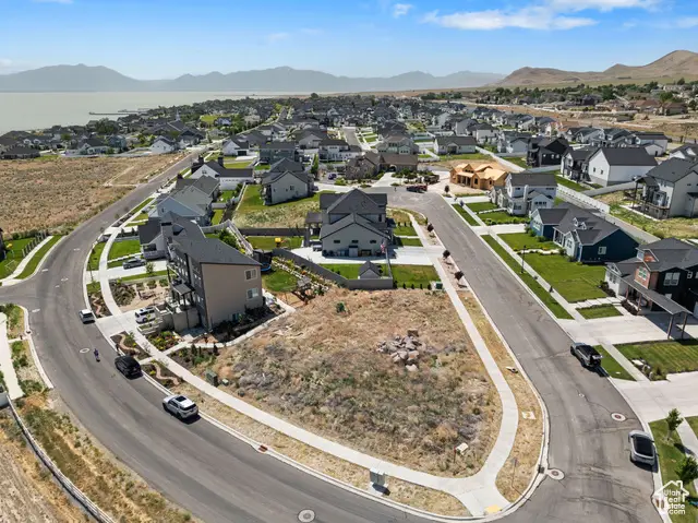 3492 S Meadowlark Ln. #10, Saratoga Springs, UT 84045 - Image #2