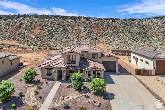 385 E Entrada Dr, Virgin, UT 84779 - Image #1