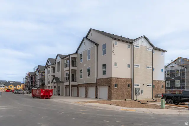 842 N Coulsen Dr #L102, Saratoga Springs, UT 84045 - Image #1