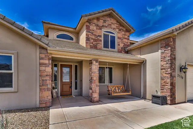 2570 S Sycamore Cir, Washington, UT 84780 - Image #2