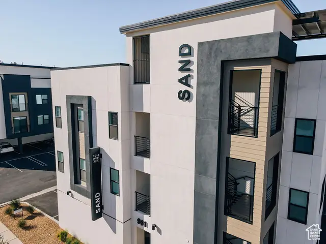 961 W Akoya Pearl Rd #201, Saint George, UT 84790 - Image #2