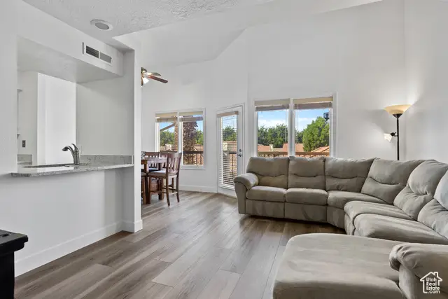 275 S Valley View Dr #J202, Saint George, UT 84770 - Image #1