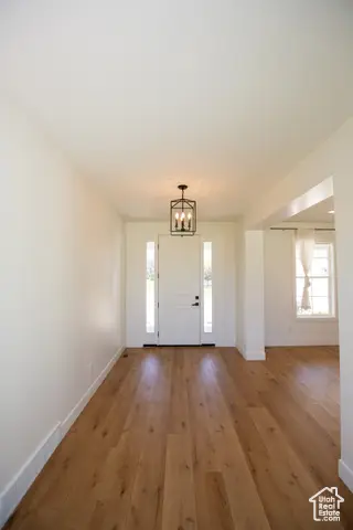 1952 W Comanche Cir, Farmington, UT 84025 - Image #3