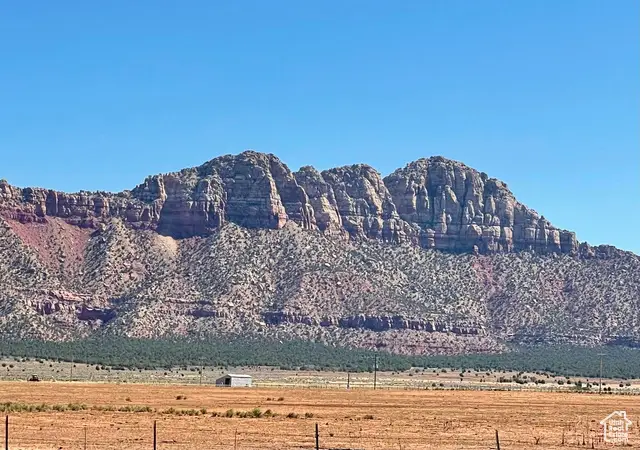 6484 S Coyote Rd, Apple Valley, UT 84737 - Image #3