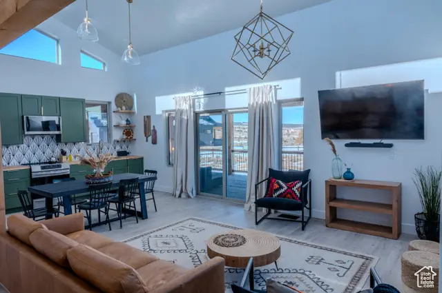 152 W Bryce Gate Cir, Hatch, UT 84735 - #3