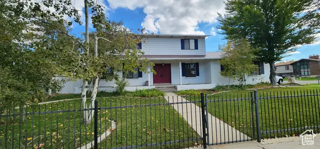 5597 S Bastile Dr W, Taylorsville, UT 84129 - Image #2