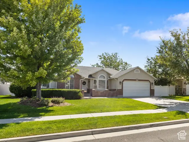 12207 S Margaret Park Dr W, Riverton, UT 84065 - Image #2