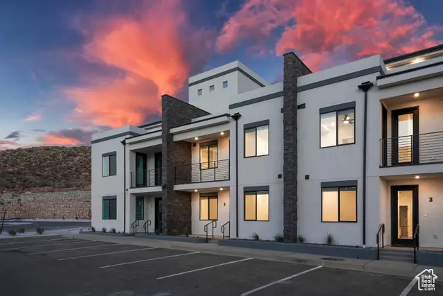 170 N Chapparral Dr #11, Hurricane, UT 84737 - Image #2