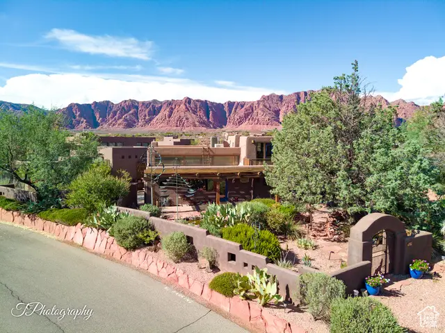 888 N Coyote Gulch Ct, Ivins, UT 84738 - #1