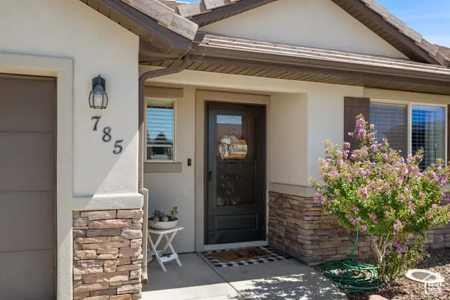 785 S Peachtree Dr, Toquerville, UT 84774 - #2