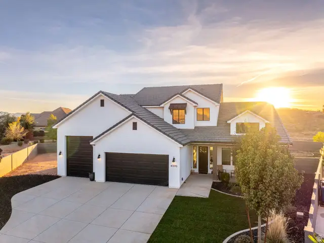 4370 S Secretariat Dr, Washington, UT 84780 - Image #2
