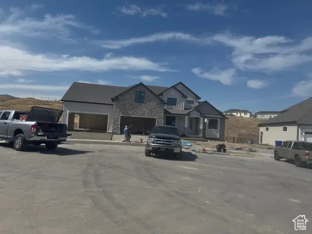 7176 W Moorepark Pl, West Jordan, UT 84081 - Image #2