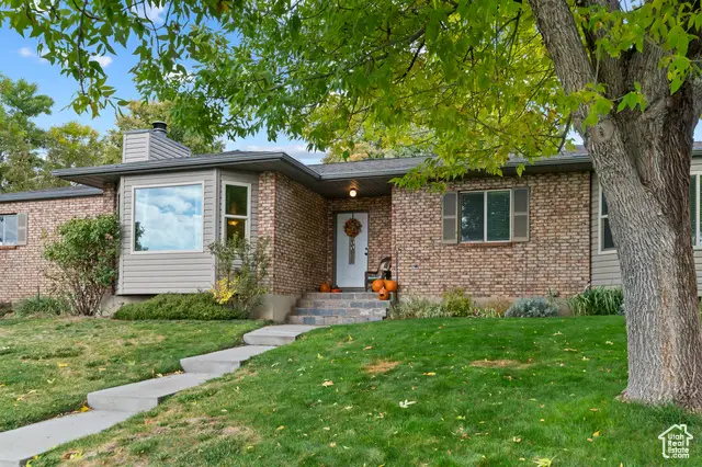 4198 W Sage Rd N, Cedar Hills, UT 84062 - Image #3