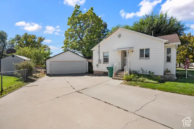 520 E Maple St, Clearfield, UT 84015 - Image #2