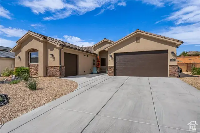 599 N Sandy Talus Dr, Washington, UT 84780 - #1