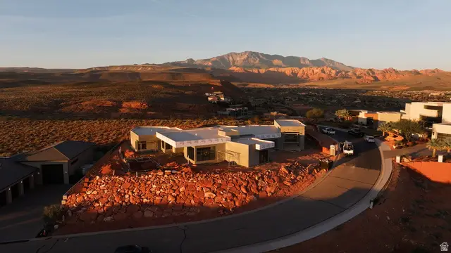 147 N Westgate Hills Dr, Washington, UT 84780 - Image #1