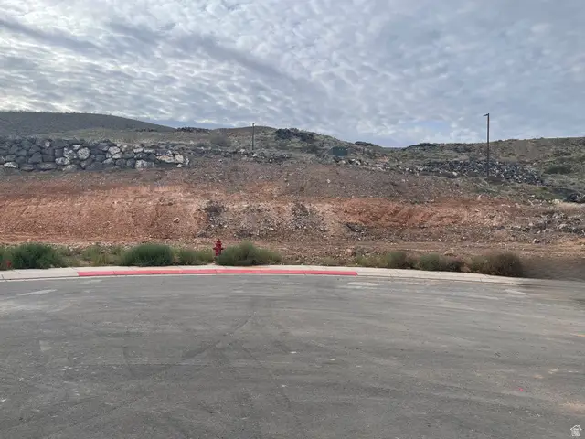 426 S 2250 W #27, Hurricane, UT 84737 - Image #3