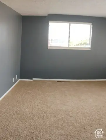 70 Sycamore Cir, Clearfield, UT 84015 - Image #3